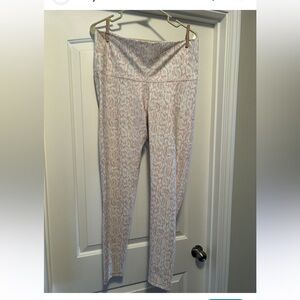 Old Navy Powersoft Pastel Snake Skin Leggings Medium NEW
